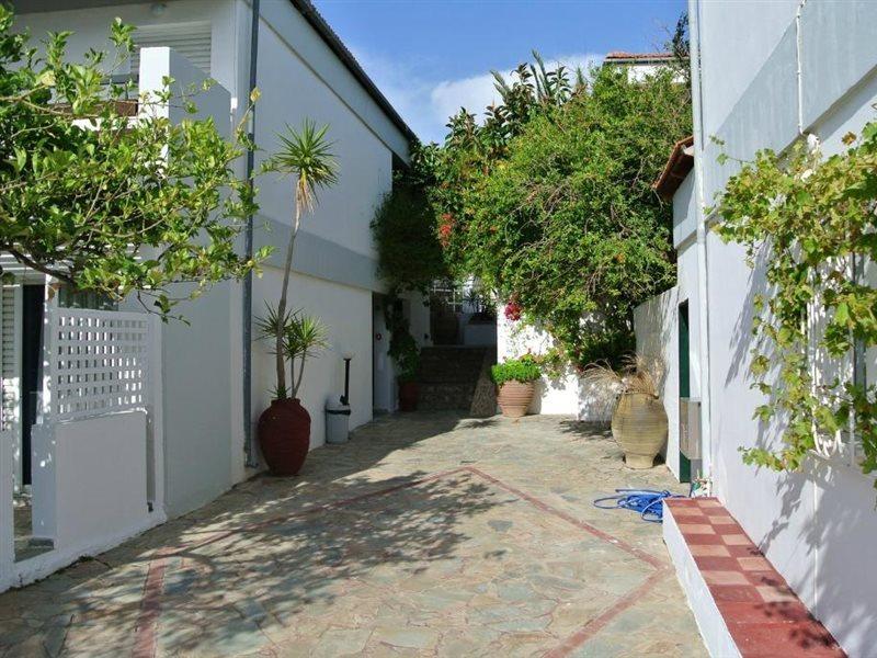 Sunningdale Hotel Agia Galini  Bagian luar foto