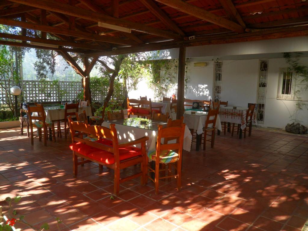 Sunningdale Hotel Agia Galini  Bagian luar foto