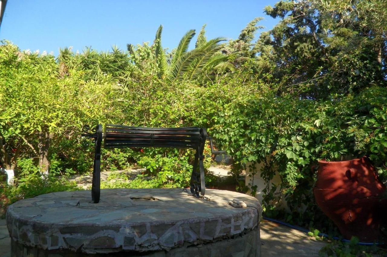 Sunningdale Hotel Agia Galini  Bagian luar foto