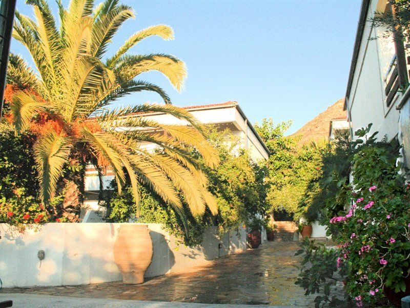 Sunningdale Hotel Agia Galini  Bagian luar foto