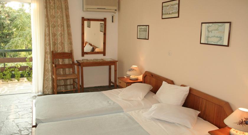 Sunningdale Hotel Agia Galini  Bagian luar foto